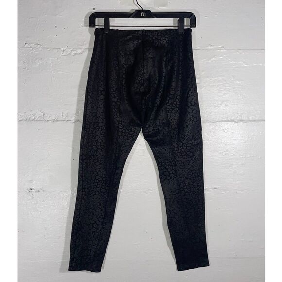 Lyssé Black on Black Cheetah Print Leggings Size Small Athleisure - Picture 5 of 11